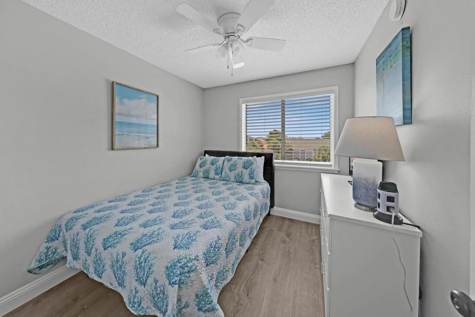 Southbay By The Gulf 11 A 4 Bedroom Townhome With Beach Access And 300Ft Of Private Beach Destin Holiday home