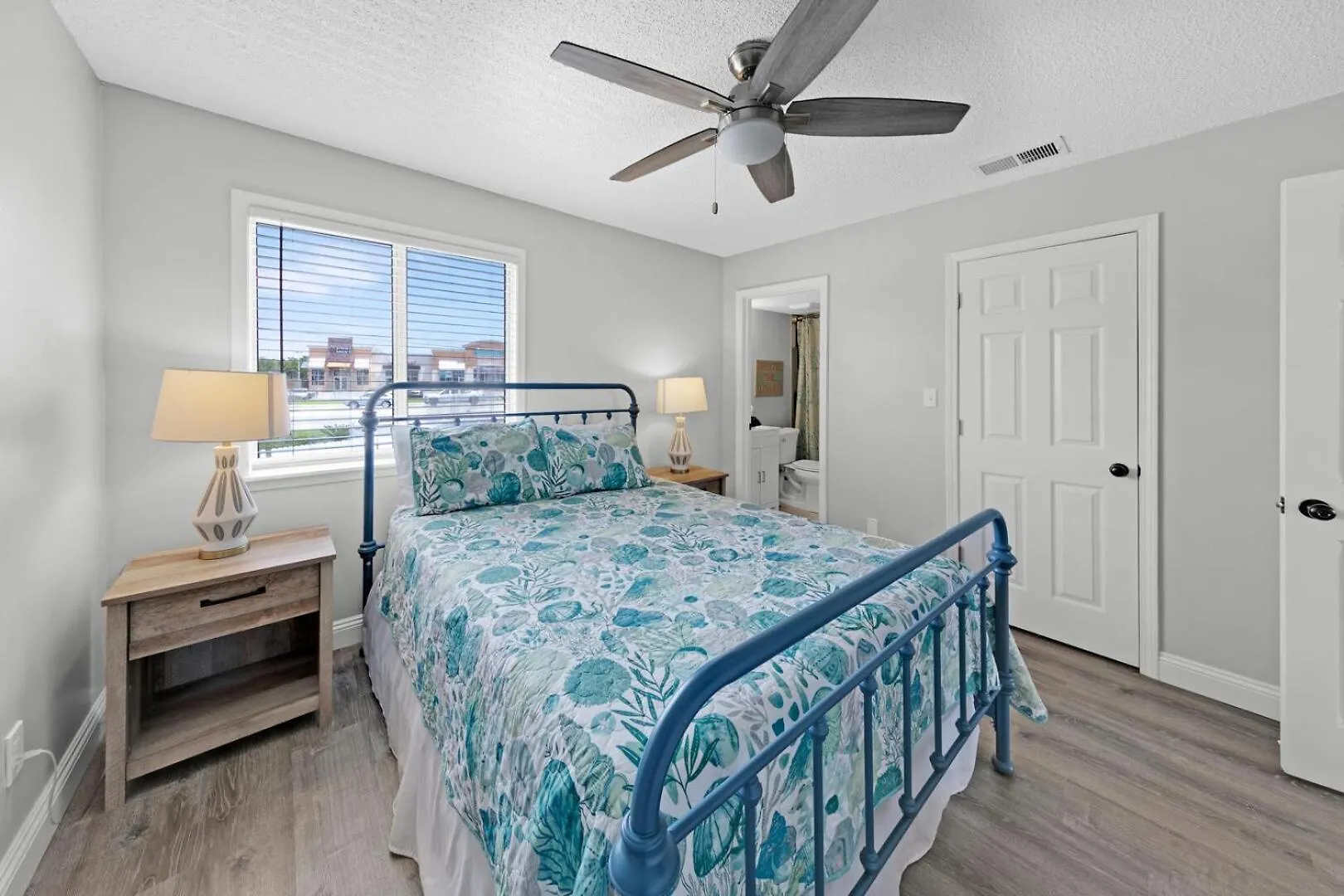 Southbay By The Gulf 11 A 4 Bedroom Townhome With Beach Access And 300Ft Of Private Beach Destin Holiday home